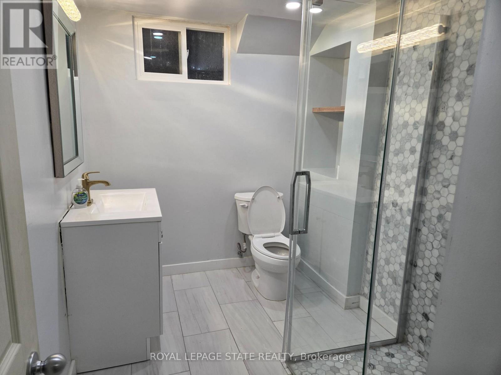 3 Governor Simcoe Drive, St. Catharines, Ontario  L2N 3J1 - Photo 14 - X12826482