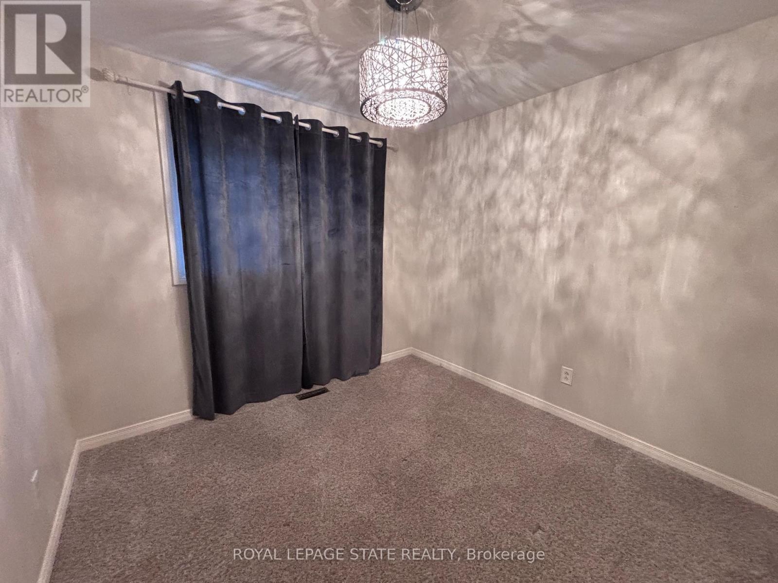 3 Governor Simcoe Drive, St. Catharines, Ontario  L2N 3J1 - Photo 23 - X12826482