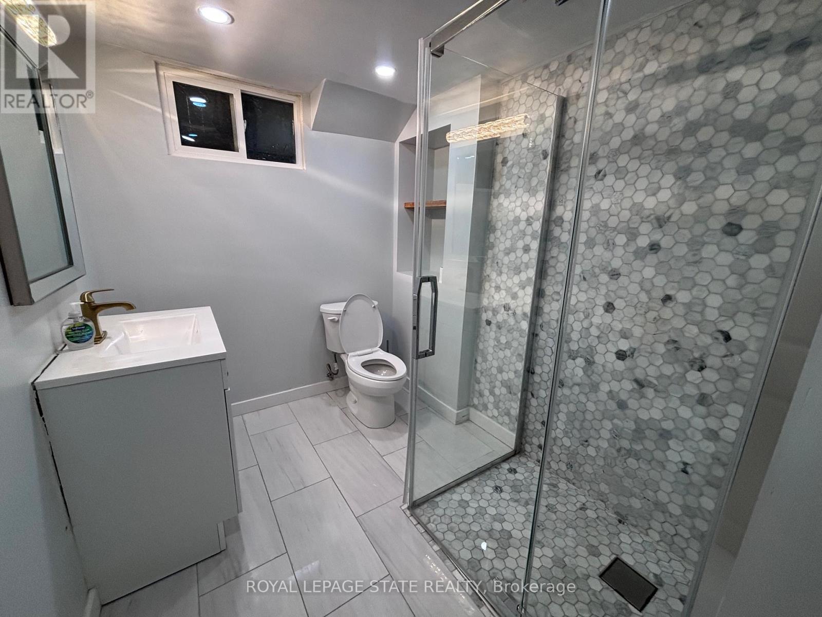 3 Governor Simcoe Drive, St. Catharines, Ontario  L2N 3J1 - Photo 24 - X12826482