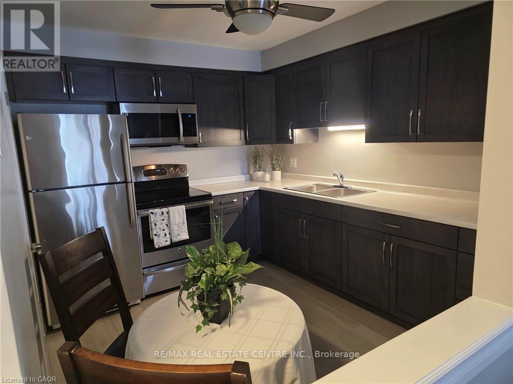 106 - 565 Greenfield Avenue, Kitchener, Ontario  N2C 2P3 - Photo 7 - X12826498