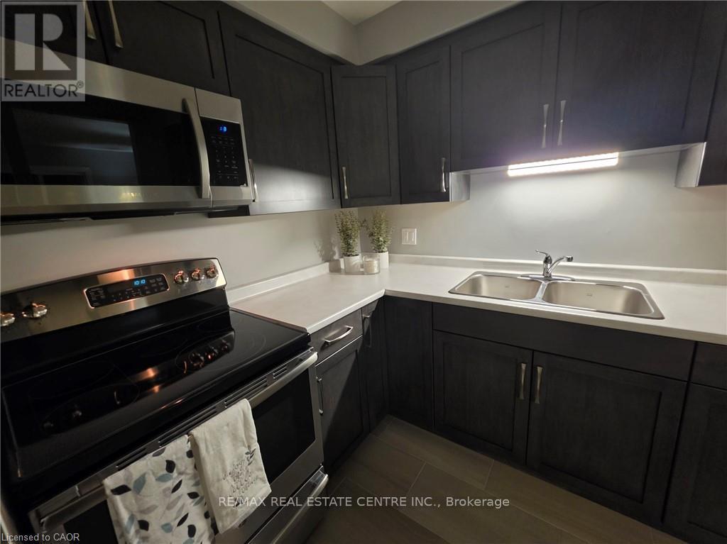 106 - 565 Greenfield Avenue, Kitchener, Ontario  N2C 2P3 - Photo 9 - X12826498