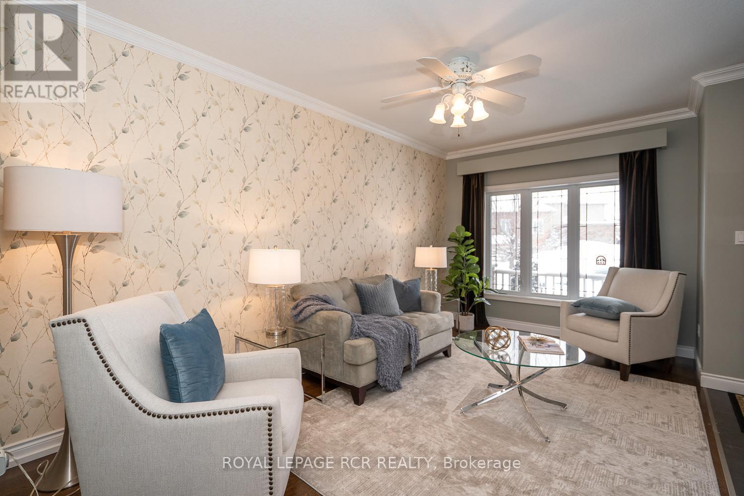 39 Dinnick Crescent, Orangeville, Ontario  L9W 0B7 - Photo 10 - W12823044