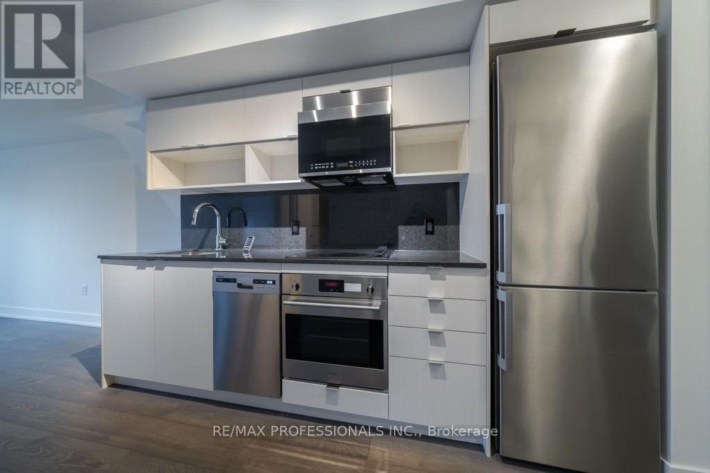 720 - 9 Mabelle Avenue, Toronto (Islington-City Centre West), Ontario  M9A 4X7 - Photo 5 - W12826460