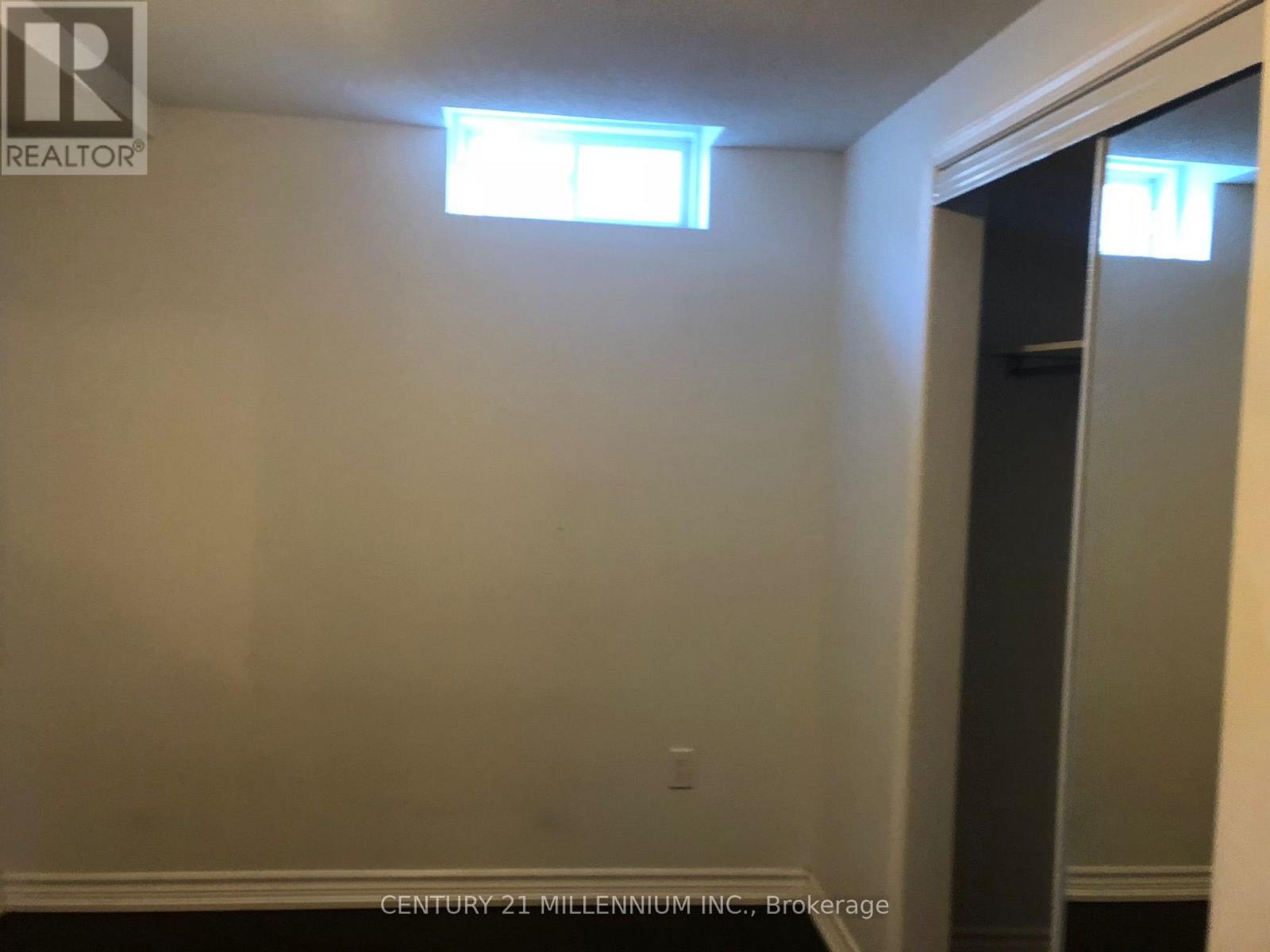 16 Albery Road, Brampton, Ontario  L7A 0K7 - Photo 33 - W12826524