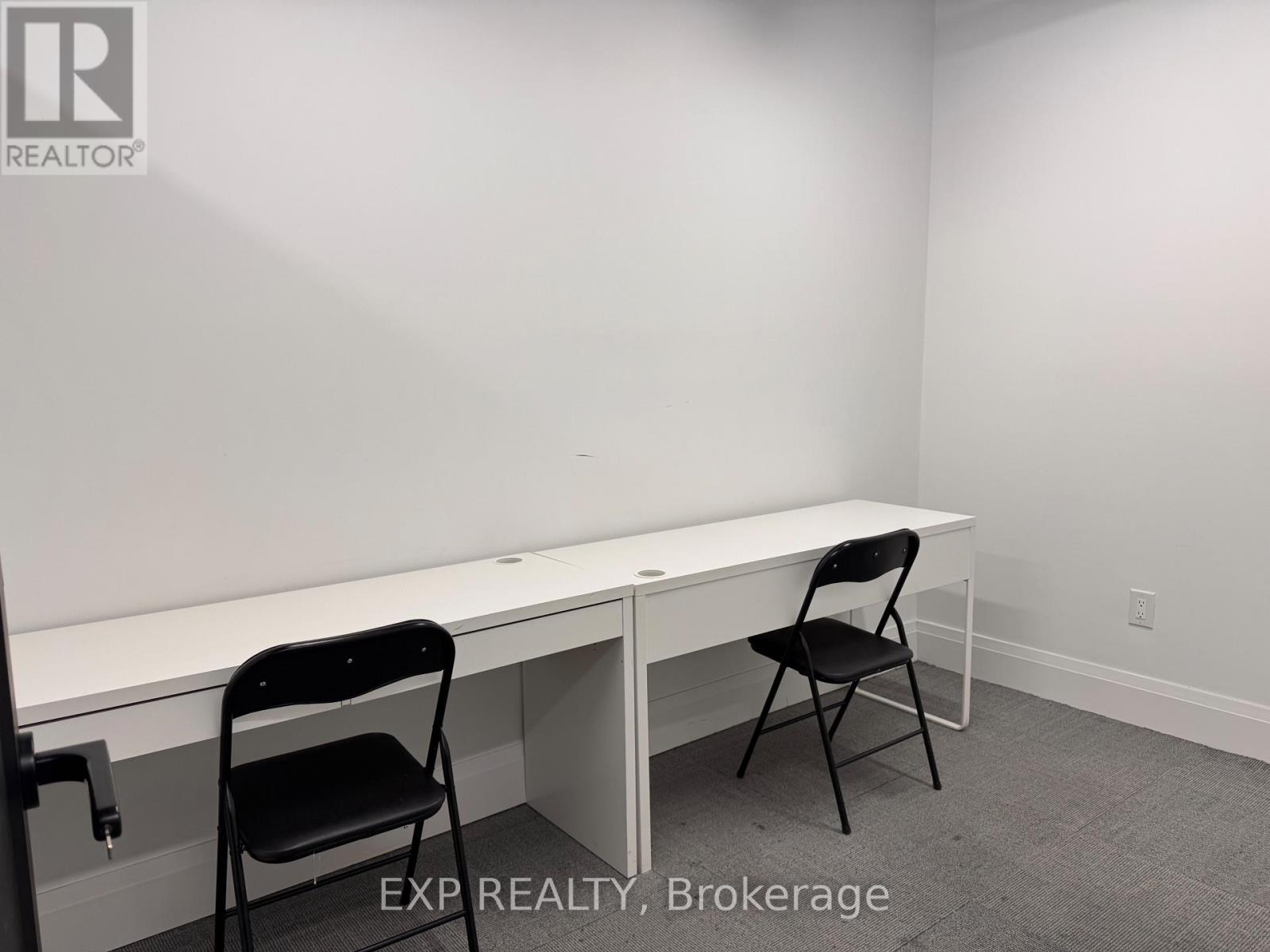 117 - 156 Parkdale Avenue N, Hamilton (Mcquesten), Ontario  L8H 5X2 - Photo 10 - X12820082