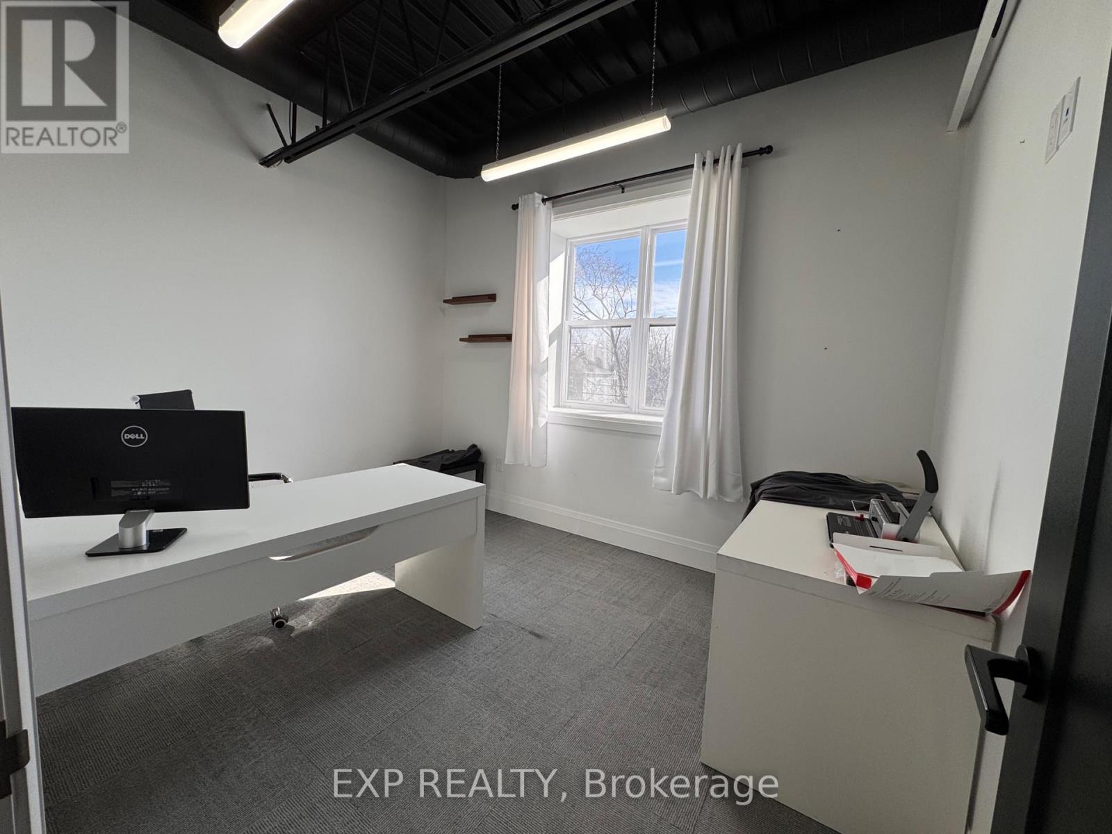 117 - 156 Parkdale Avenue N, Hamilton (Mcquesten), Ontario  L8H 5X2 - Photo 4 - X12820082