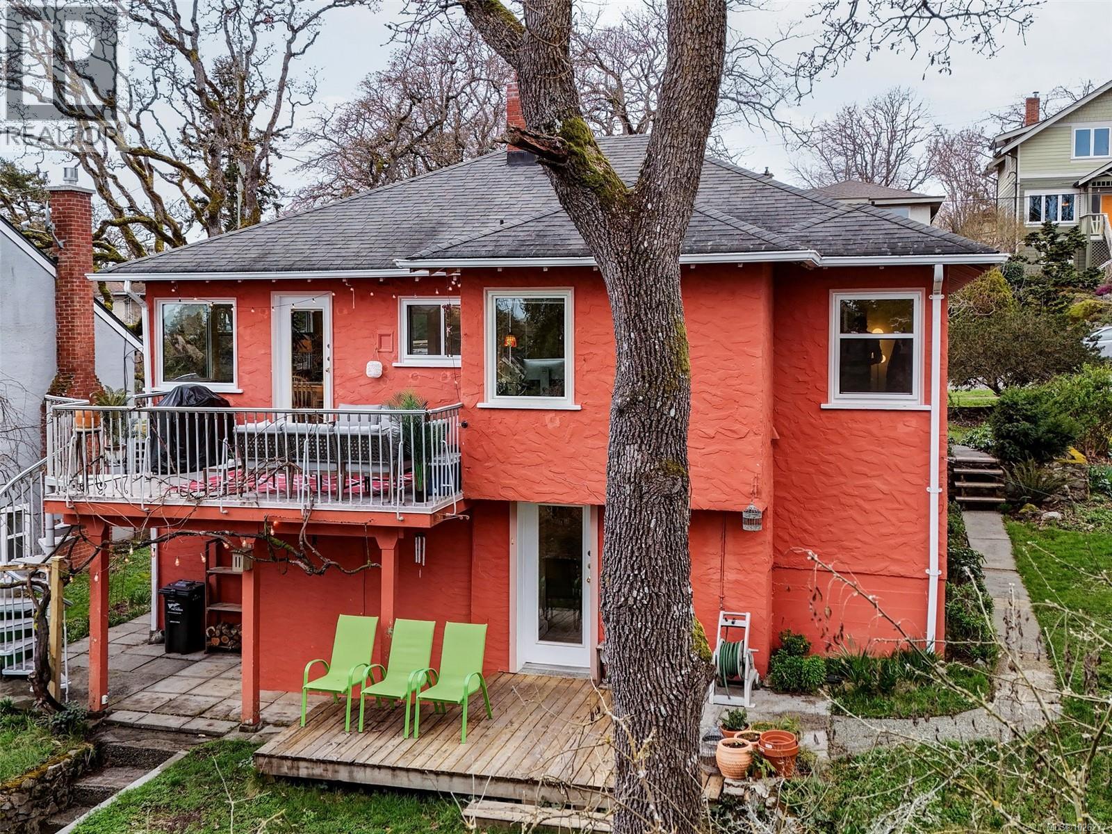 2649 Avebury Ave, Victoria, British Columbia  V8R 3W3 - Photo 34 - 1026277