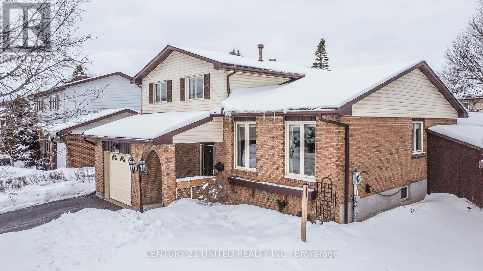 2216 Kawartha Heights Boulevard, Peterborough (Monaghan Ward 2), Ontario  K9K 1P4 - Photo 11 - X12826594