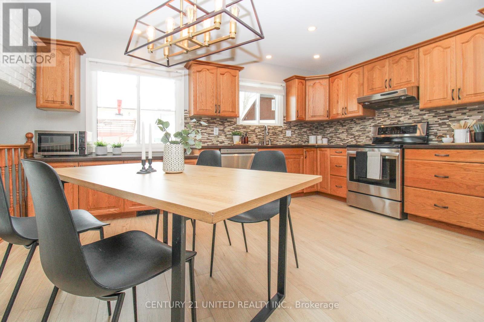 2216 Kawartha Heights Boulevard, Peterborough (Monaghan Ward 2), Ontario  K9K 1P4 - Photo 20 - X12826594