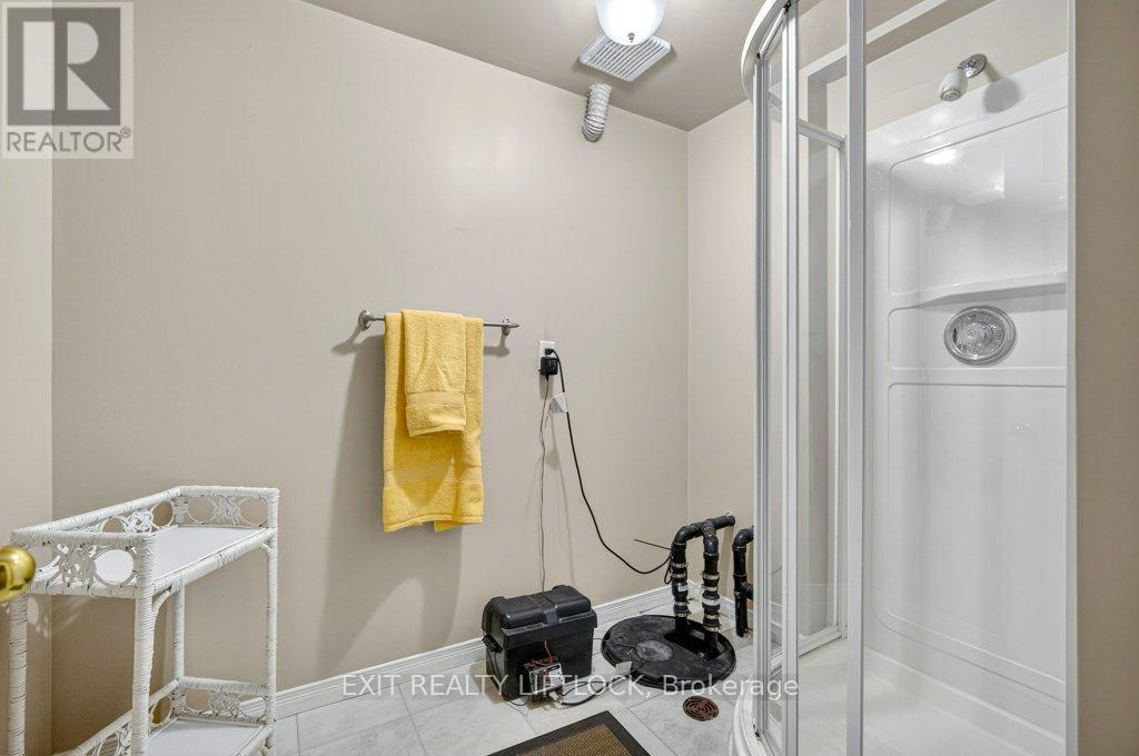 845 Stocker Road, Peterborough (Otonabee Ward 1), Ontario  K9J 5T2 - Photo 21 - X12826636