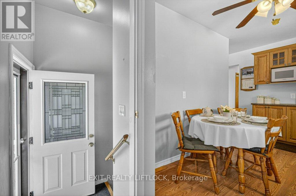 845 Stocker Road, Peterborough (Otonabee Ward 1), Ontario  K9J 5T2 - Photo 8 - X12826636