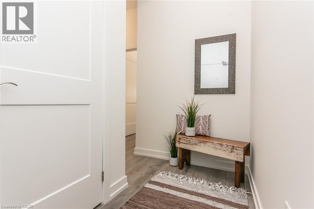 251 Northfield Drive E Unit# 102, Waterloo, Ontario  N2K 0G9 - Photo 7 - 40779063