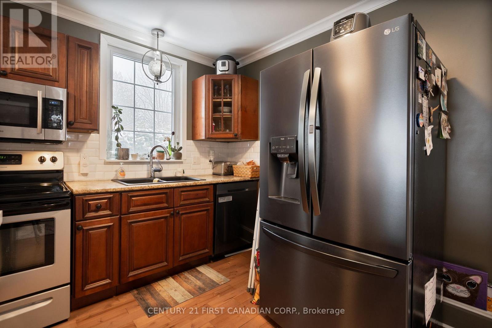 103 Oak Street, London East, Ontario  N5Z 2H7 - Photo 10 - X12826556