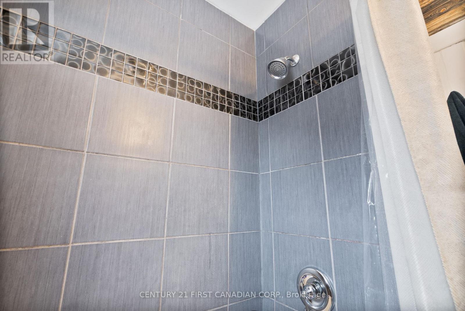 103 Oak Street, London East, Ontario  N5Z 2H7 - Photo 15 - X12826556