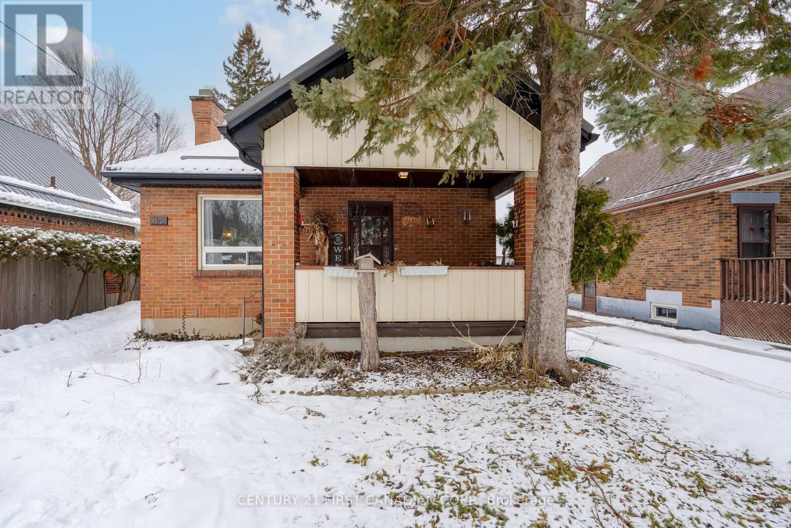 103 Oak Street, London East, Ontario  N5Z 2H7 - Photo 2 - X12826556