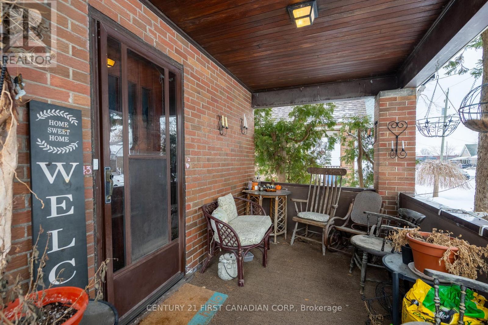 103 Oak Street, London East, Ontario  N5Z 2H7 - Photo 3 - X12826556