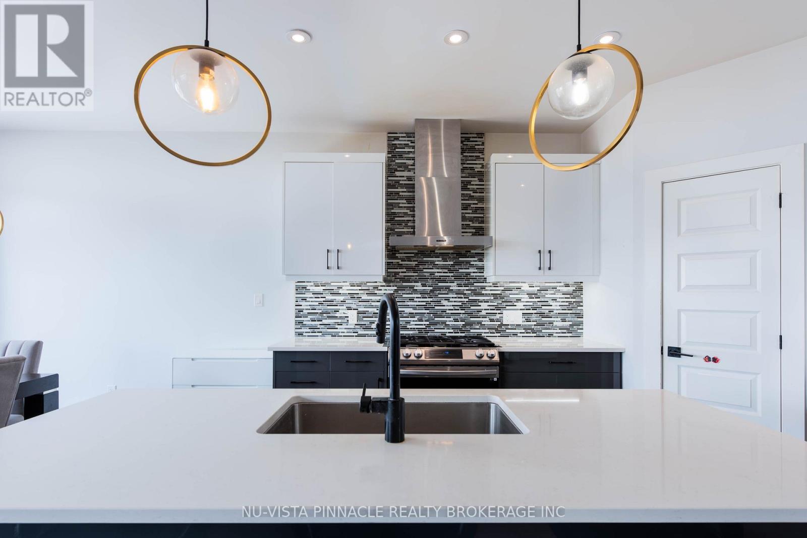 2187 Ironwood Road, London South, Ontario  N6K 0H2 - Photo 17 - X12826558