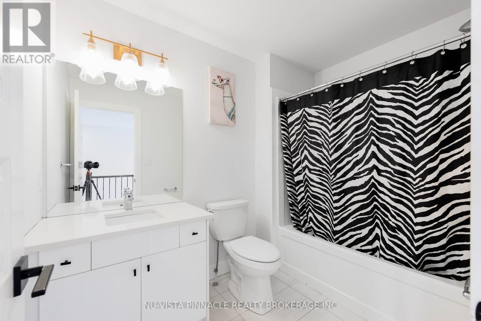 2187 Ironwood Road, London South, Ontario  N6K 0H2 - Photo 40 - X12826558