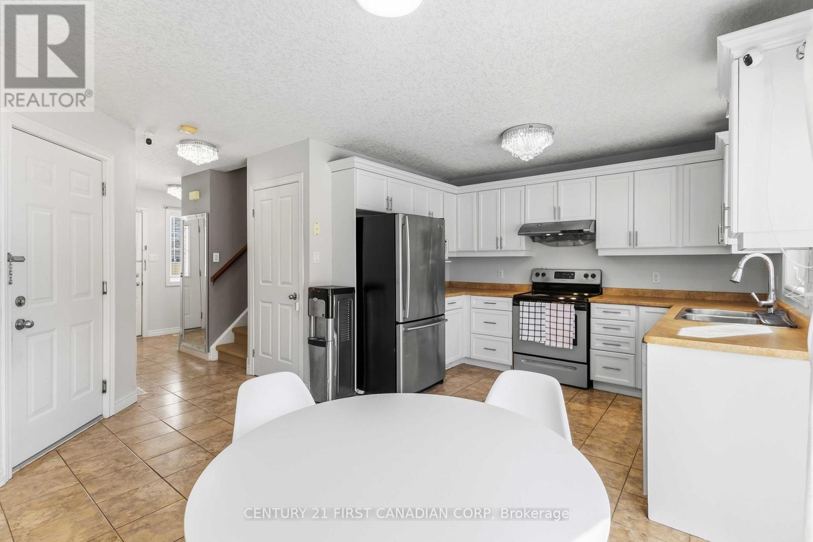 1678 Blackmaple Crescent, London East, Ontario  N5Y 6L6 - Photo 11 - X12826688