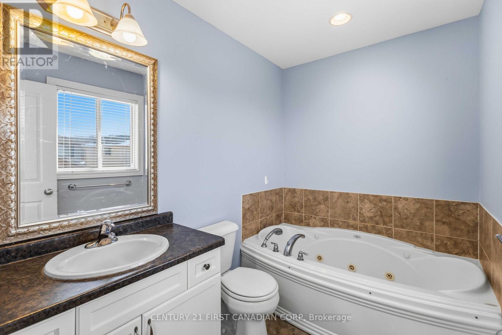 1678 Blackmaple Crescent, London East, Ontario  N5Y 6L6 - Photo 22 - X12826688