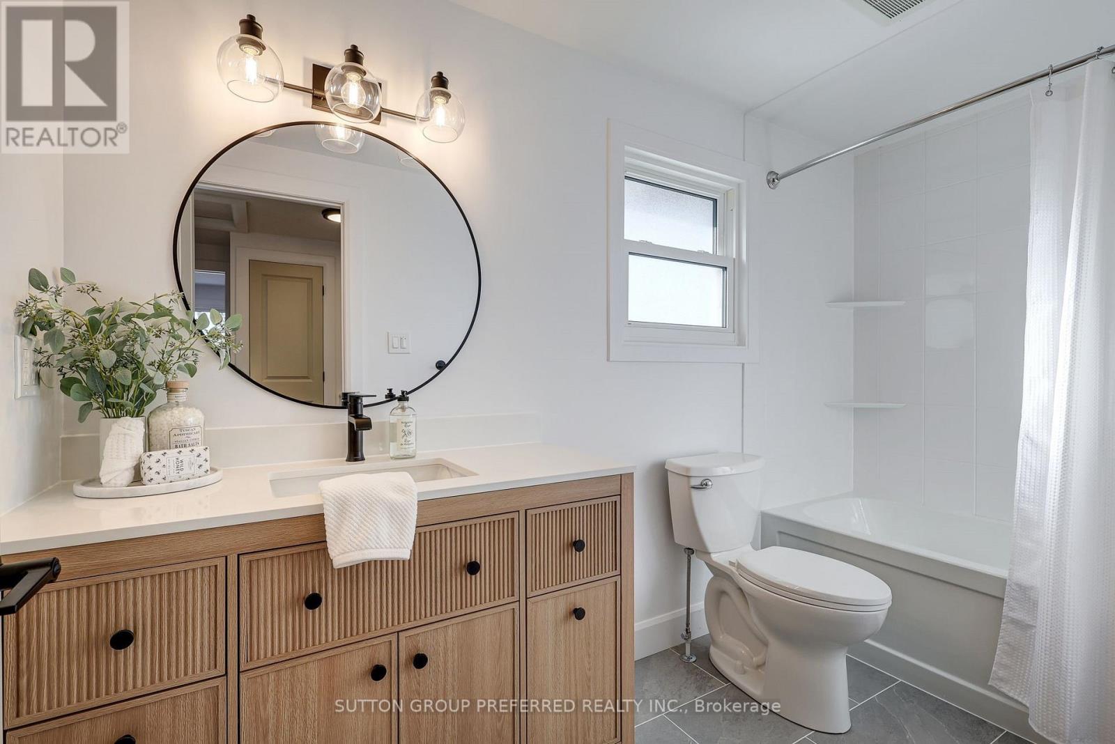 35 Rostherne Crescent, London South, Ontario  N6E 1Y3 - Photo 26 - X12826714