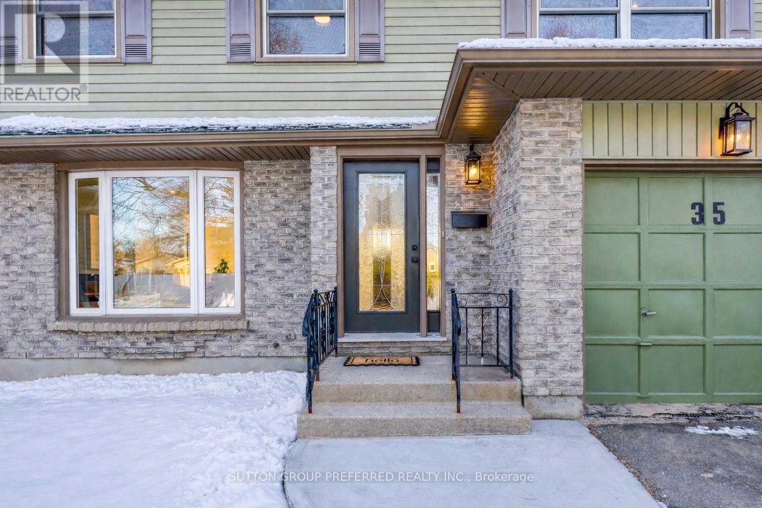 35 Rostherne Crescent, London South, Ontario  N6E 1Y3 - Photo 4 - X12826714