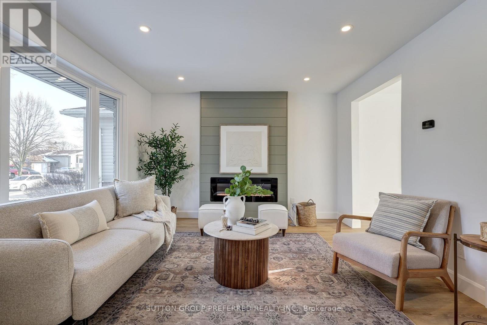 35 Rostherne Crescent, London South, Ontario  N6E 1Y3 - Photo 7 - X12826714