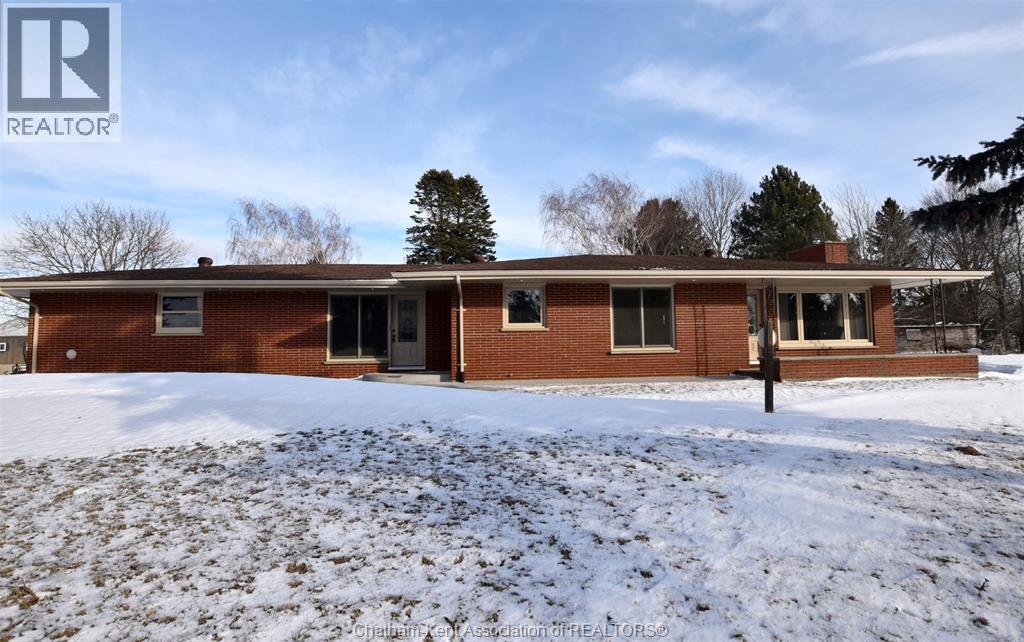 8673 Talbot Trail, Cedar Springs, Ontario  N0P 1A0 - Photo 2 - 26004074