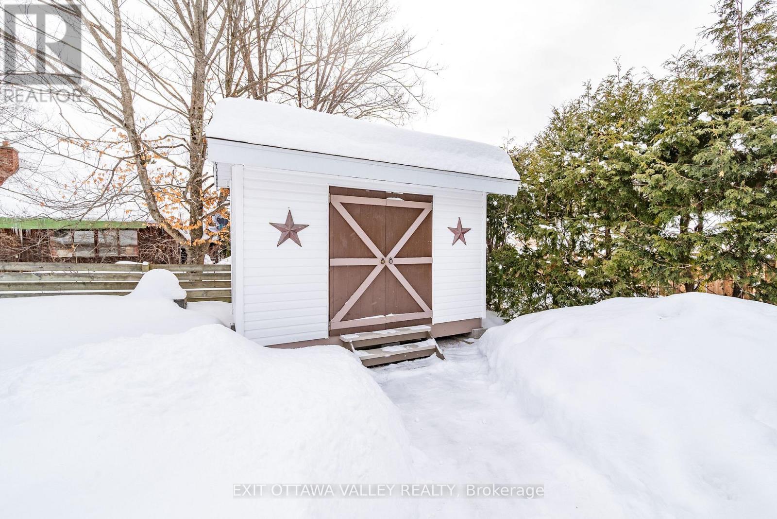 38 Thomas Street, Deep River, Ontario  K0J 1P0 - Photo 39 - X12826786