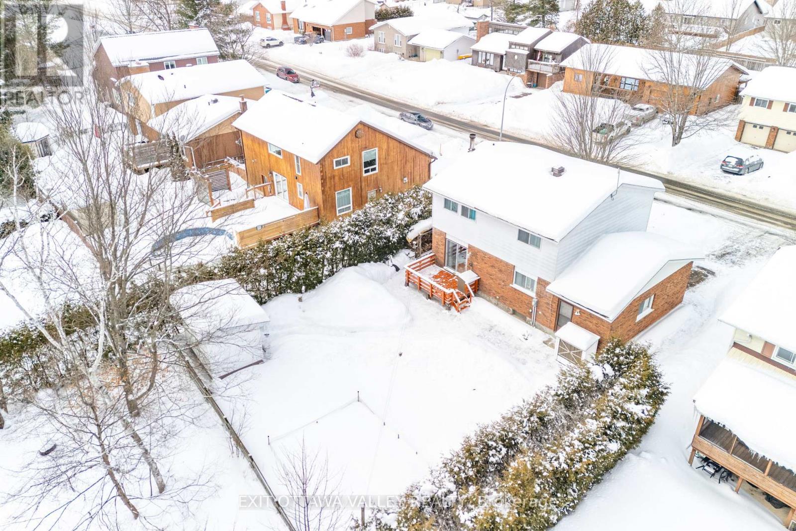 38 Thomas Street, Deep River, Ontario  K0J 1P0 - Photo 45 - X12826786