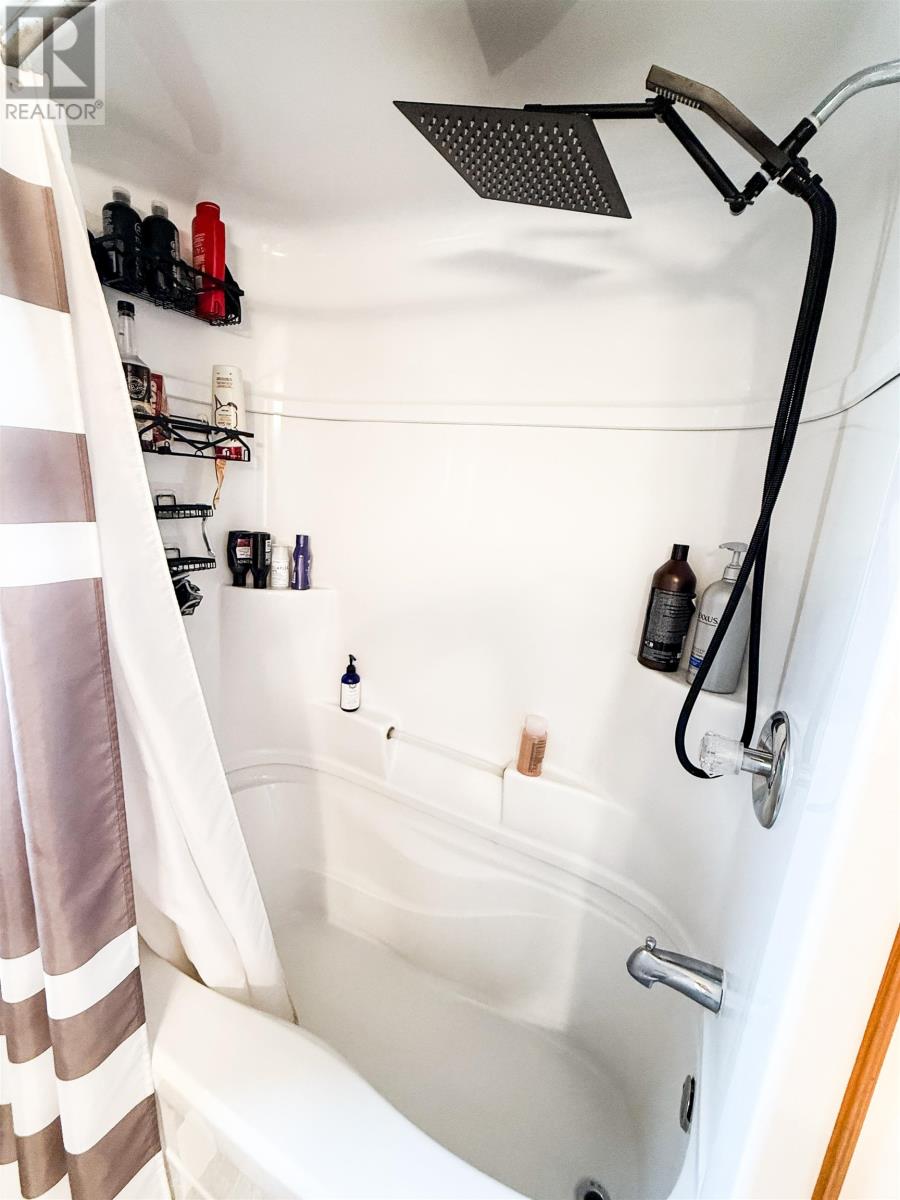 8 John St, Ear Falls, Ontario  P0V 1T0 - Photo 9 - TB2600060