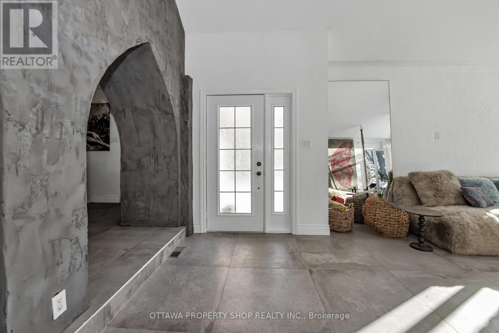 33 Rutherford Crescent, Ottawa, Ontario K2K 1N1 - Photo 9 - X12826662