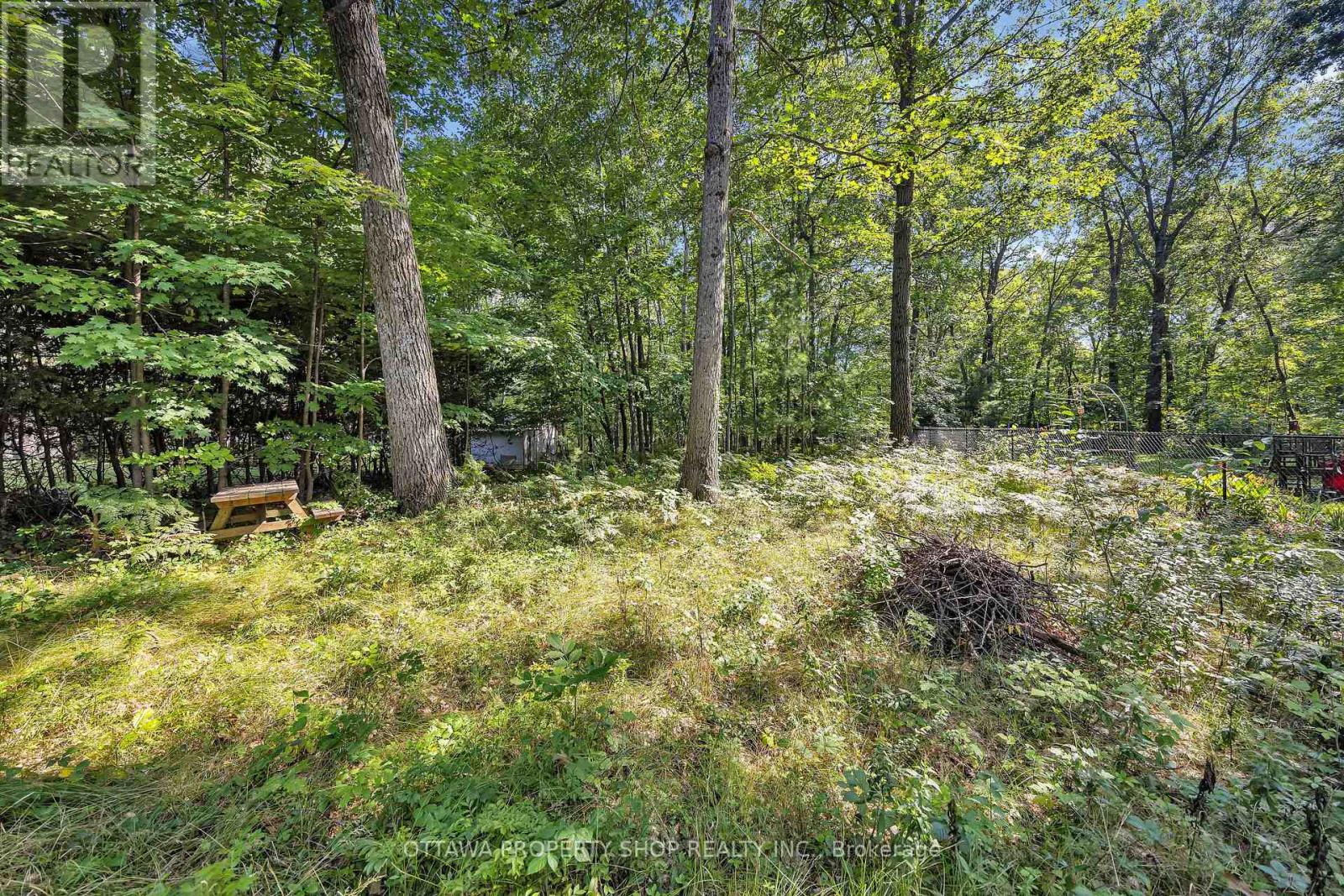 675 Bayview Drive, Ottawa, Ontario  K0A 3M0 - Photo 3 - X12826686