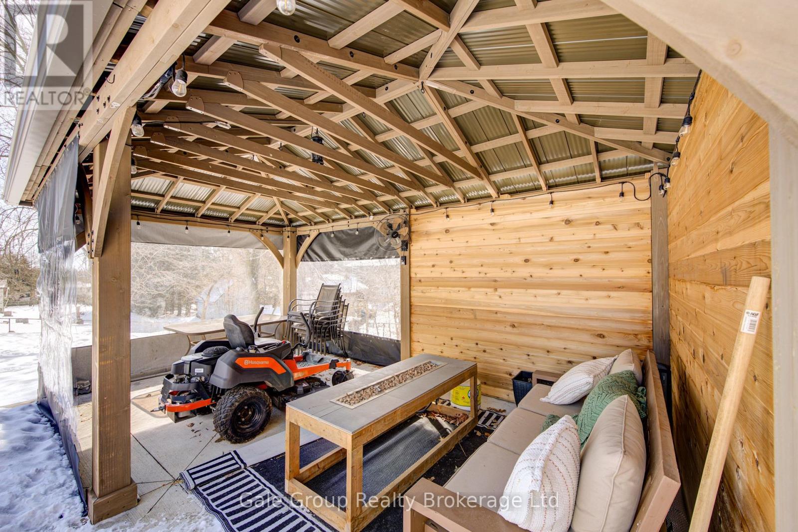 11 Robin Street S, South-West Oxford, Ontario  N4S 7V6 - Photo 35 - X12826678