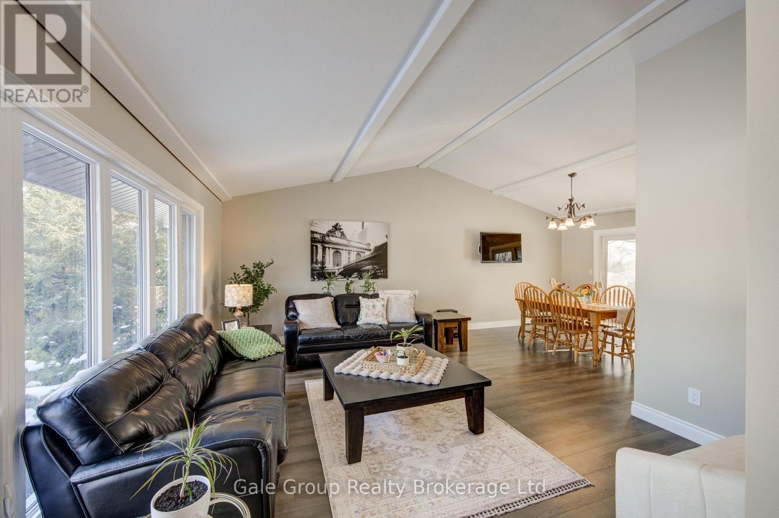 11 Robin Street S, South-West Oxford, Ontario  N4S 7V6 - Photo 4 - X12826678