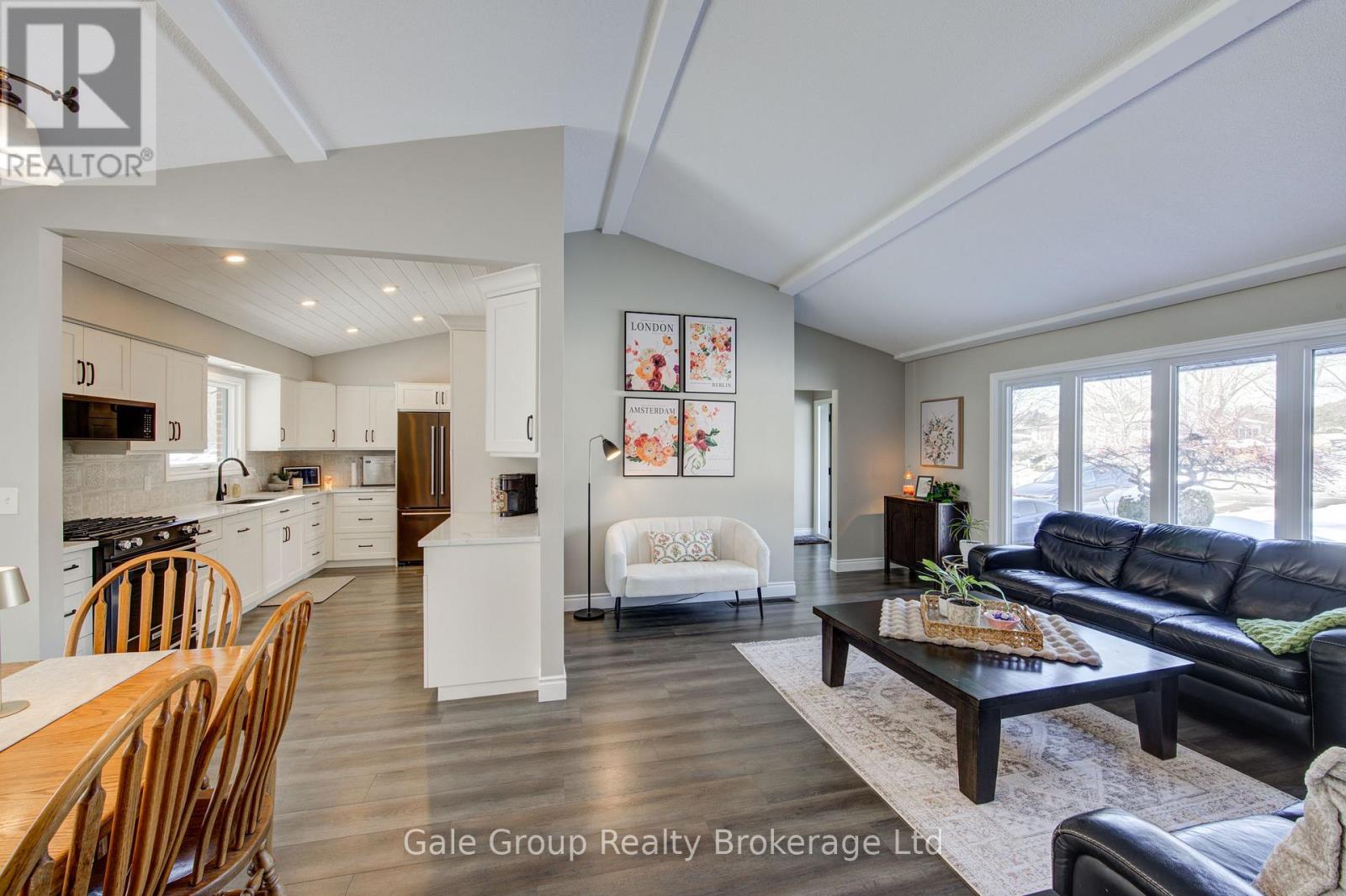 11 Robin Street S, South-West Oxford, Ontario  N4S 7V6 - Photo 6 - X12826678