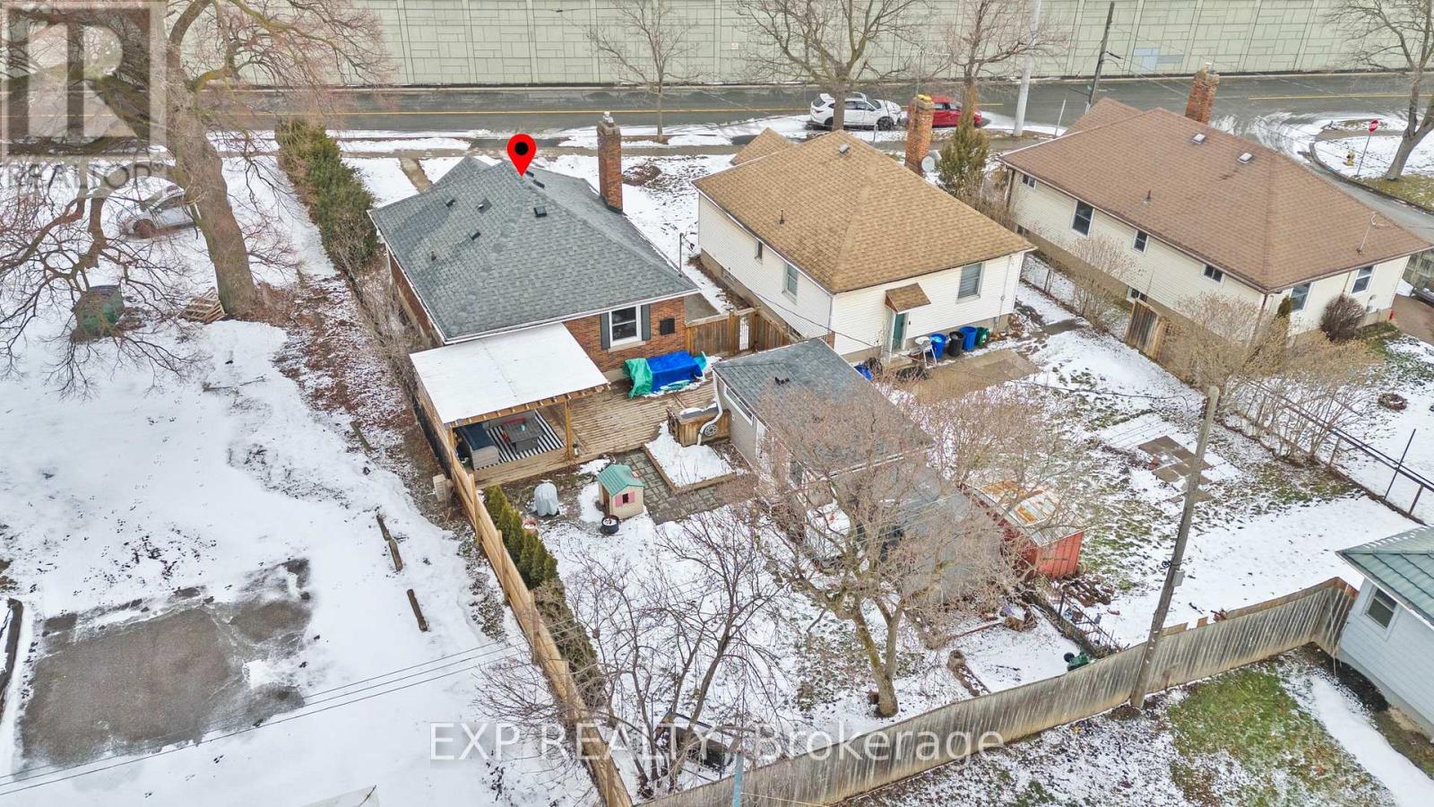 14 Dunlop Drive, St. Catharines (Downtown), Ontario  L2R 1A3 - Photo 45 - X12826582