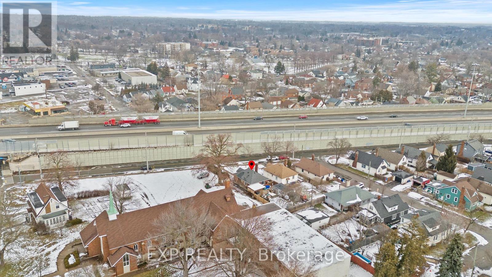 14 Dunlop Drive, St. Catharines (Downtown), Ontario  L2R 1A3 - Photo 47 - X12826582