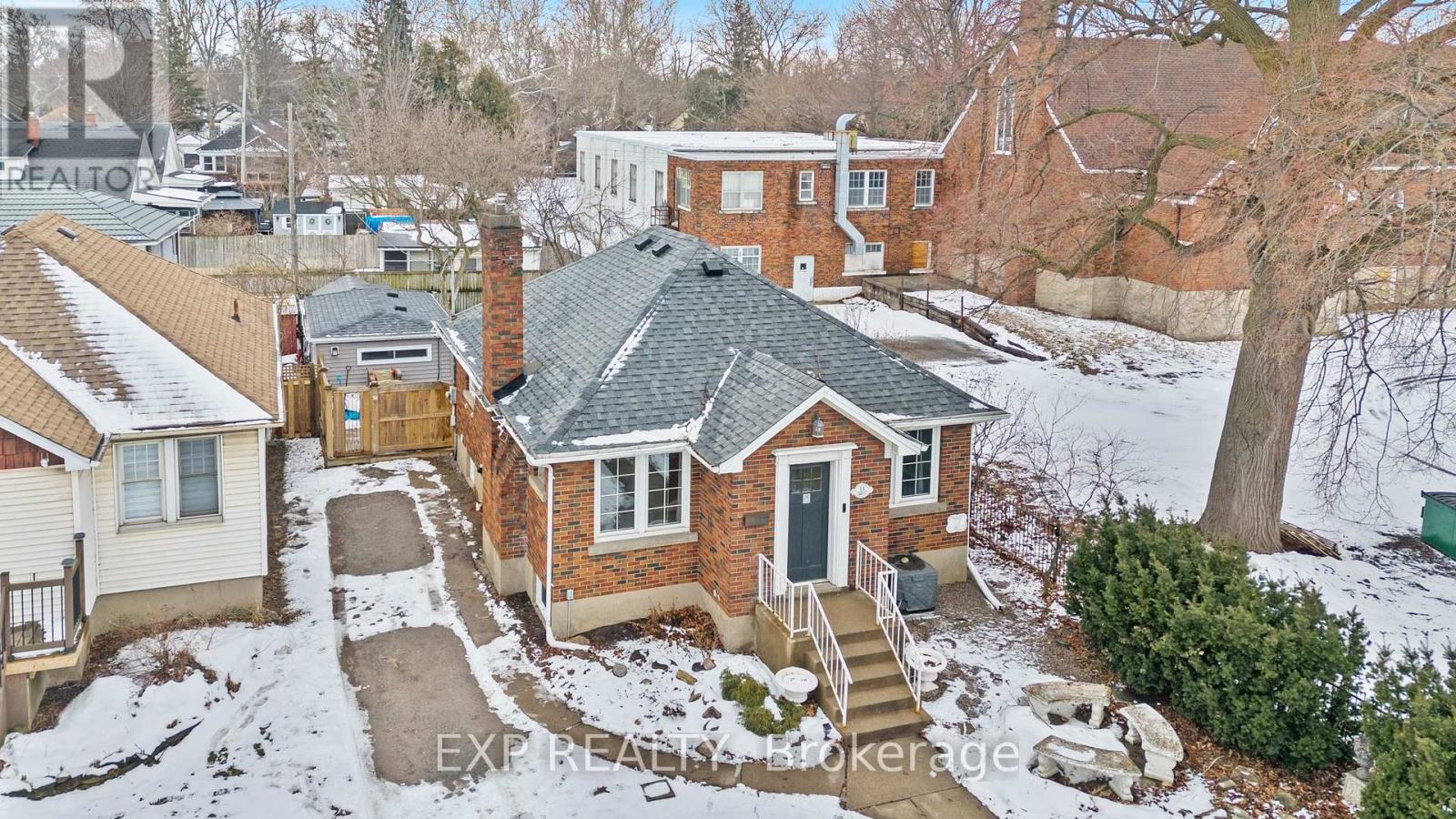 14 Dunlop Drive, St. Catharines (Downtown), Ontario  L2R 1A3 - Photo 48 - X12826582