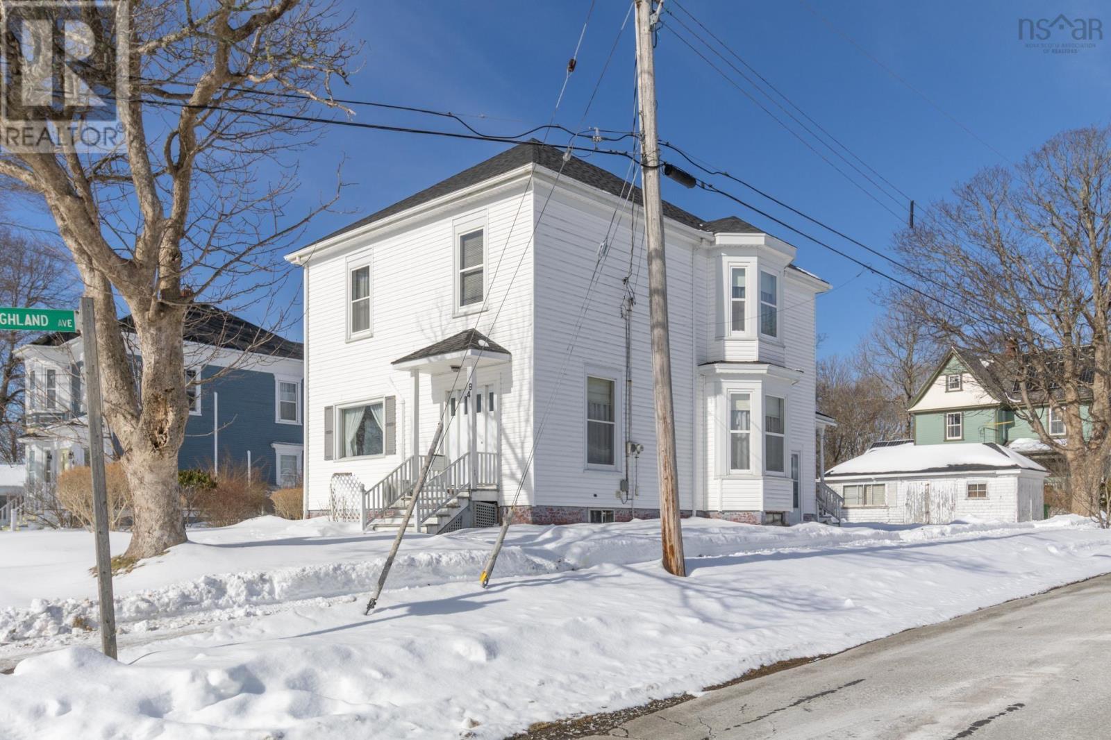 48 Albert Street, yarmouth, Nova Scotia