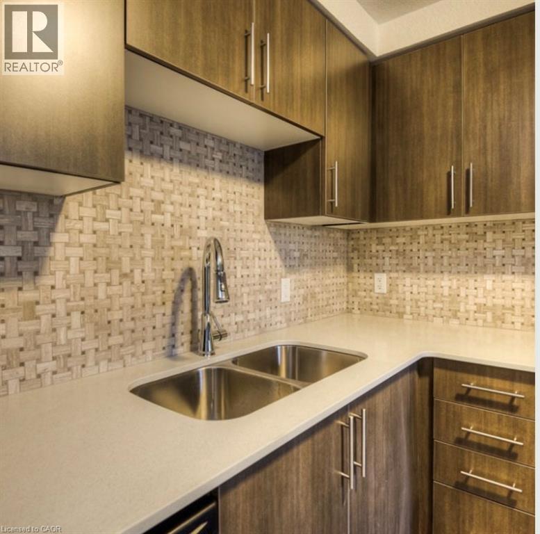 58 Howe Drive Unit# 7, Kitchener, Ontario  N2E 0A4 - Photo 3 - 40807940