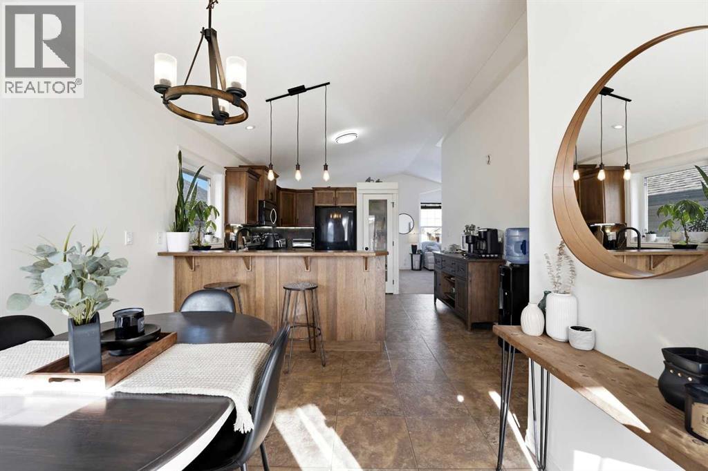 6 Harvest Close, Penhold, Alberta  T0M 1R0 - Photo 8 - A2288523