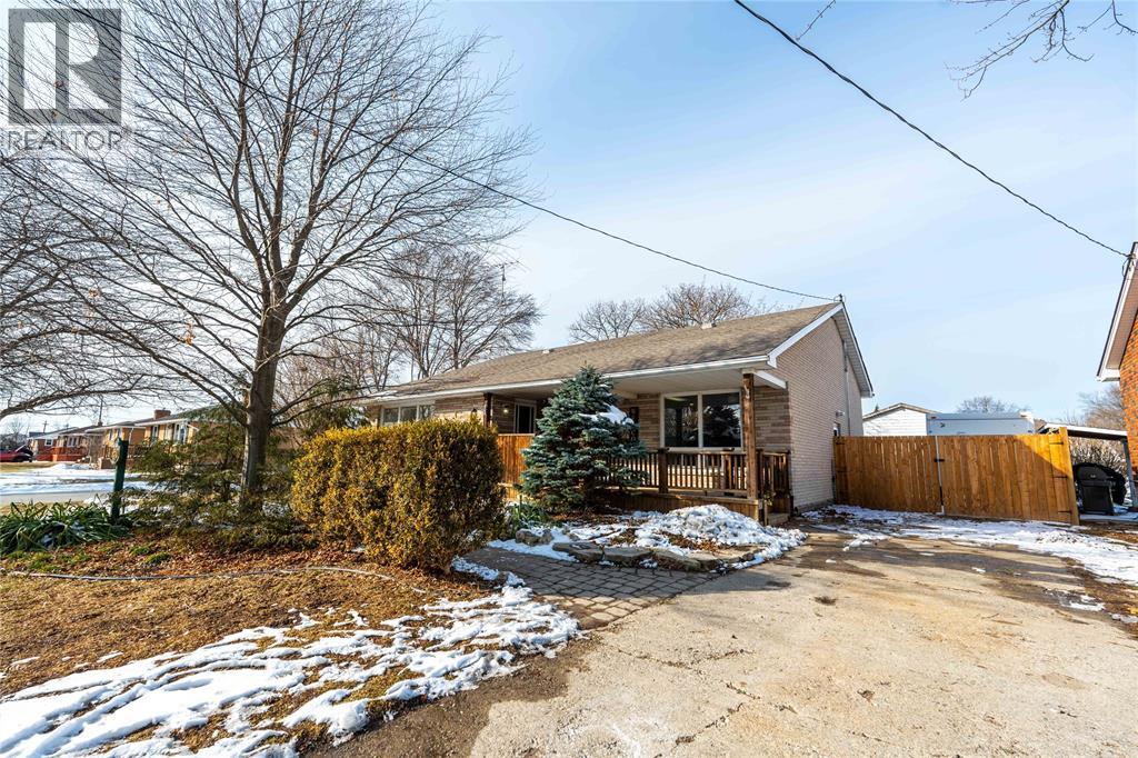 Lorem Ipsum Dol, St Clair, Ontario  N0N  - Photo 2 - DEMO29406803