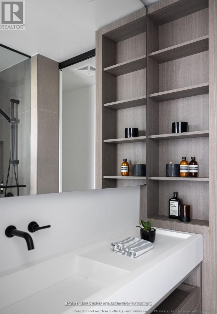 2511 - 55 Charles Street E, Toronto, Ontario  M4Y 1S9 - Photo 18 - C12826548