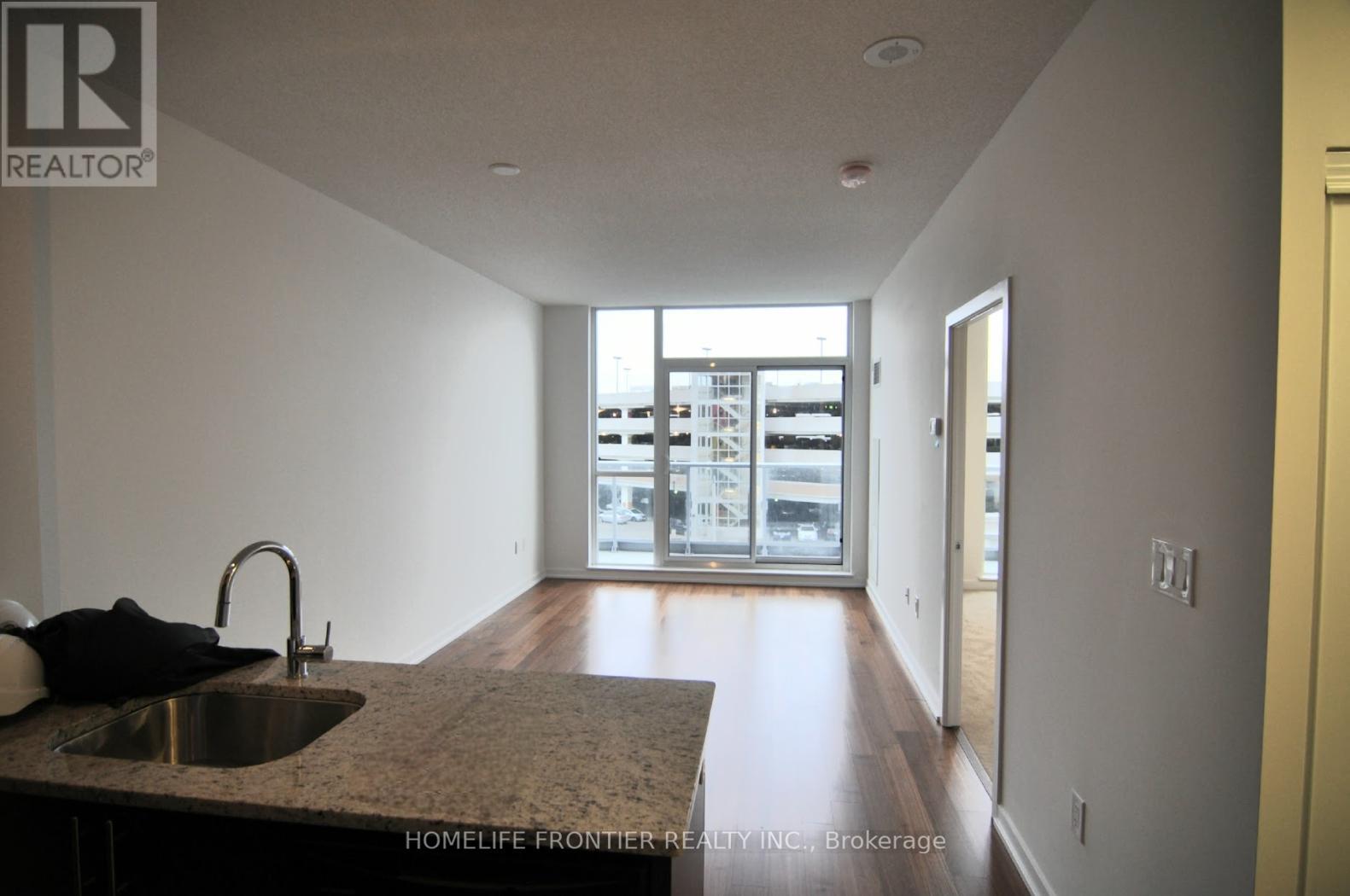 323 - 70 Forest Manor Road, Toronto, Ontario  M2J 0A9 - Photo 2 - C12826592
