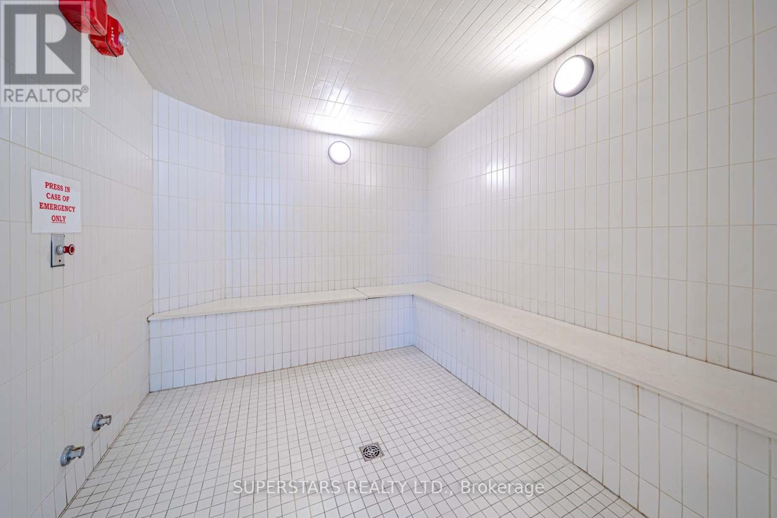 2008 - 56 Forest Manor Road, Toronto, Ontario  M2J 0E5 - Photo 23 - C12826726