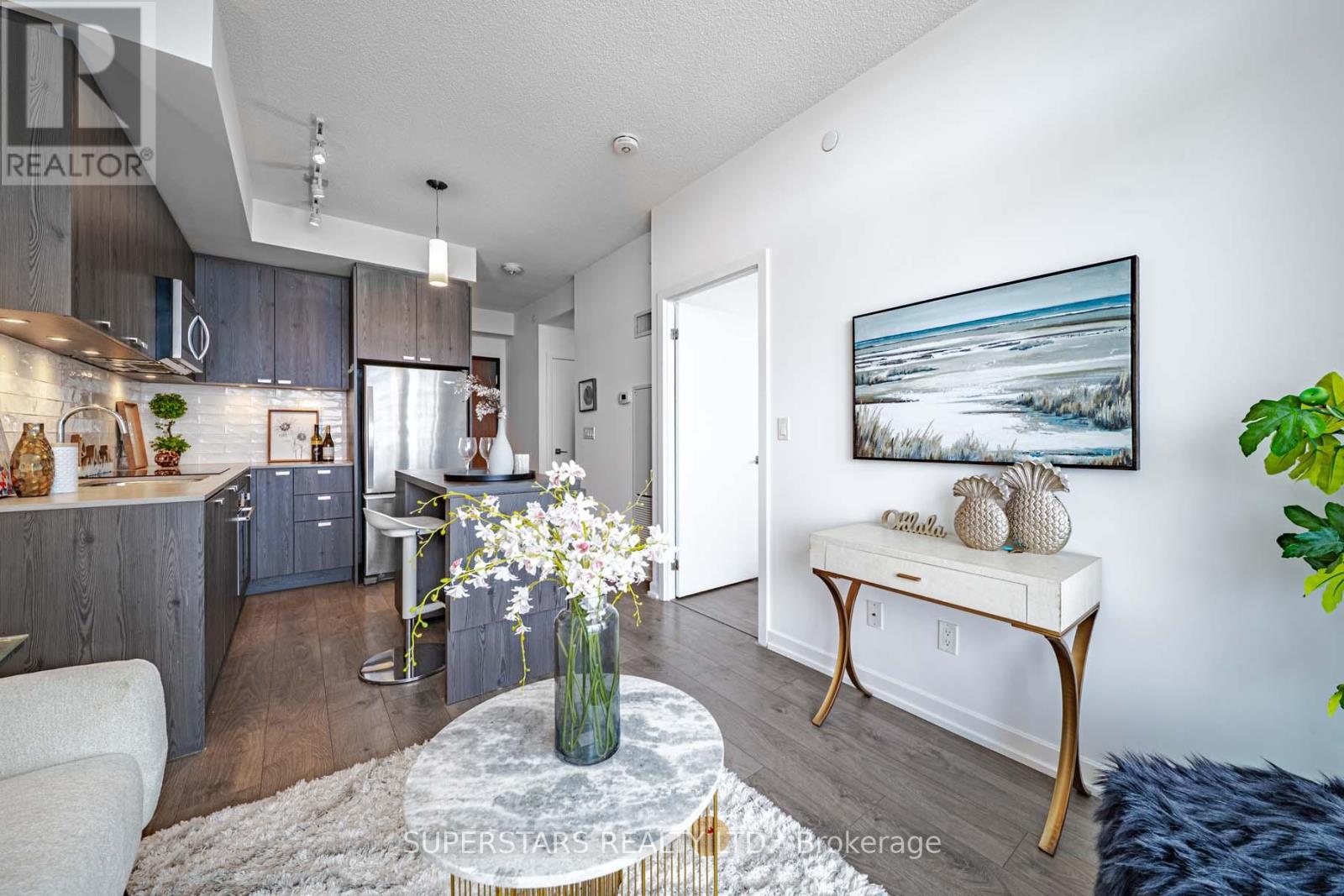 2008 - 56 Forest Manor Road, Toronto, Ontario  M2J 0E5 - Photo 6 - C12826726