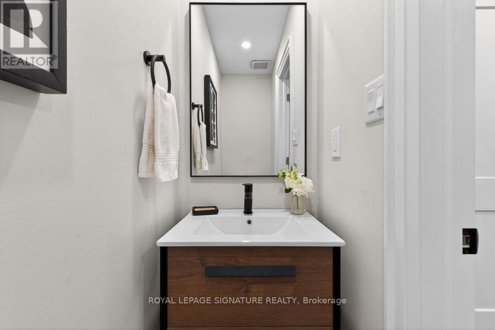 1597 Kelvinway Lane, Pickering, Ontario L1V 5X6 - Photo 12 - E12826564