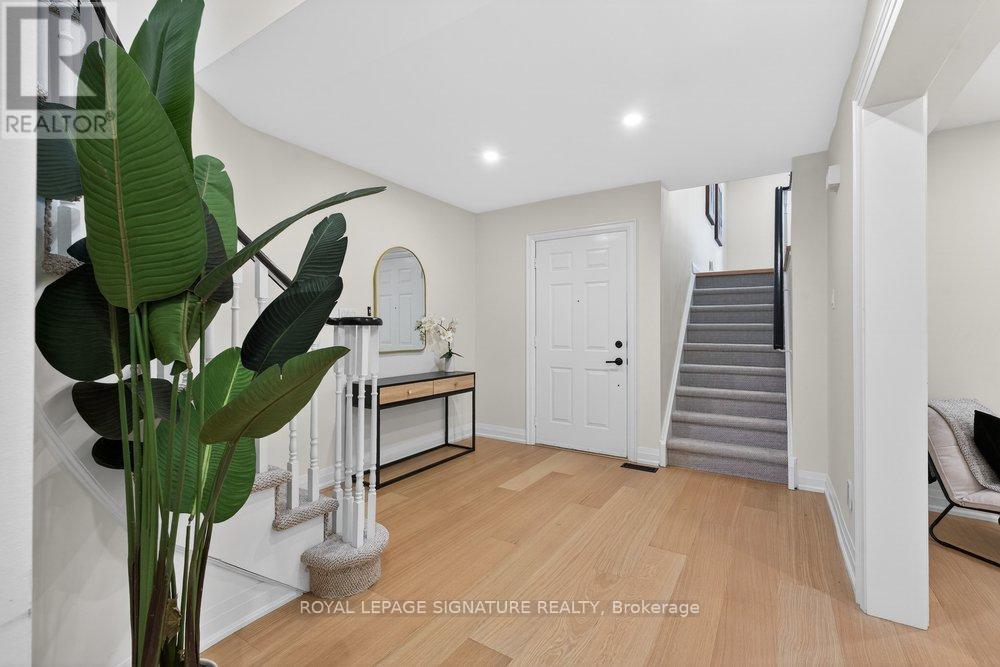 1597 Kelvinway Lane, Pickering, Ontario L1V 5X6 - Photo 2 - E12826564