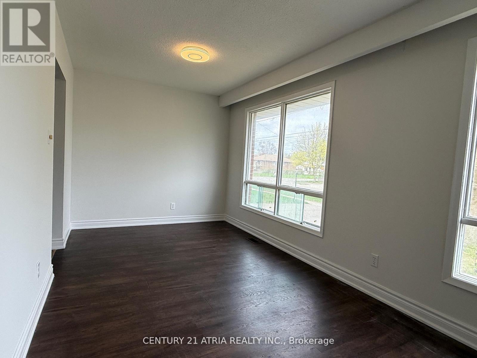 1212 Somerville Street, Oshawa, Ontario  L1G 4K8 - Photo 4 - E12826600